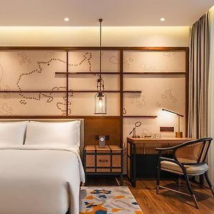 Standard King Room Ocean View